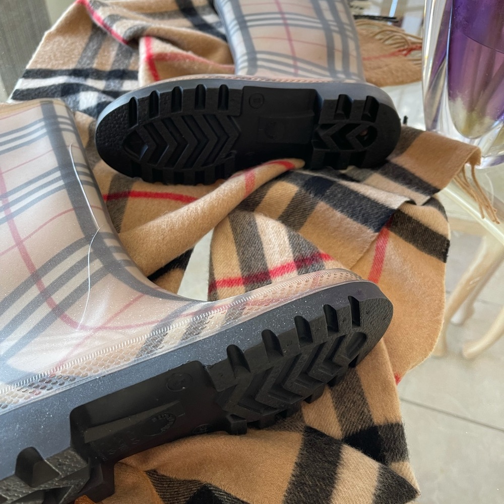 Authentic Burberry Rain Boots